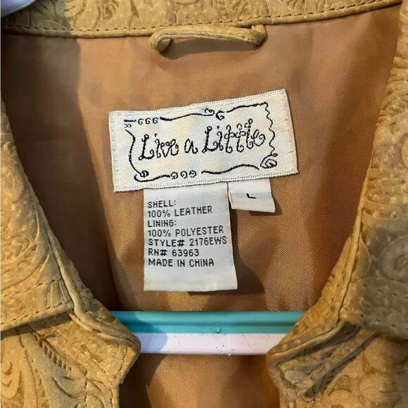 “Embossed” Suede Jacket Size L - Picture 4 of 5